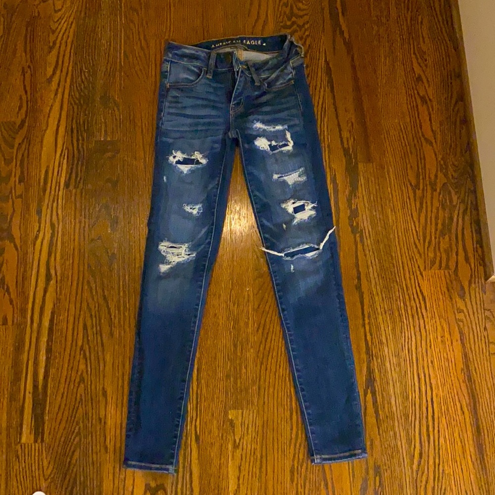 American Eagle Ripped Jegging